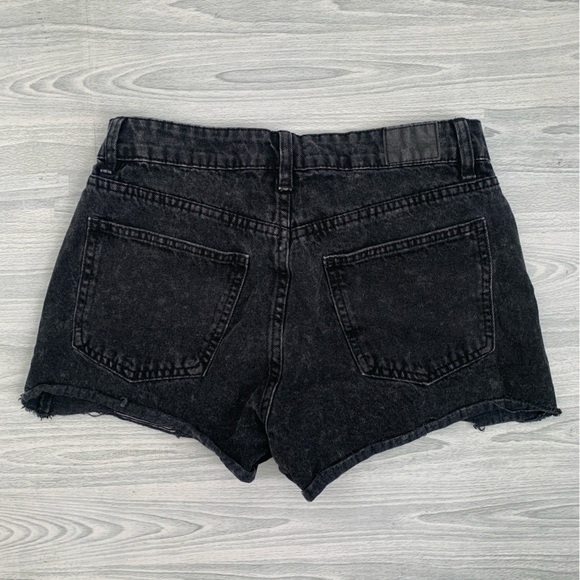 Aeropostale Cutoff Denim Mom Shorts - Picture 3 of 5